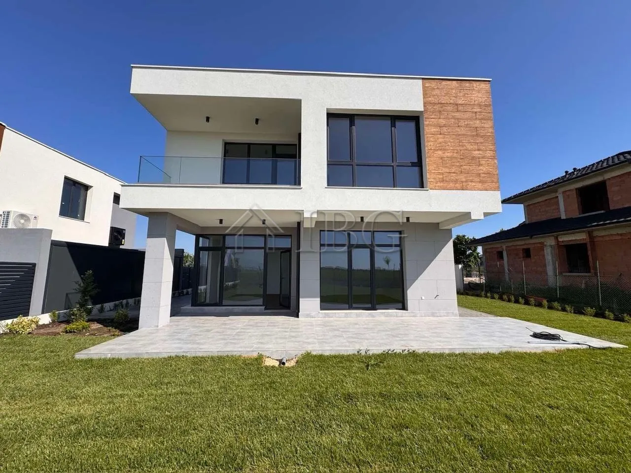 Casa Nova com 3 Quartos & Vista Mar | Área Lahana, Pomorie