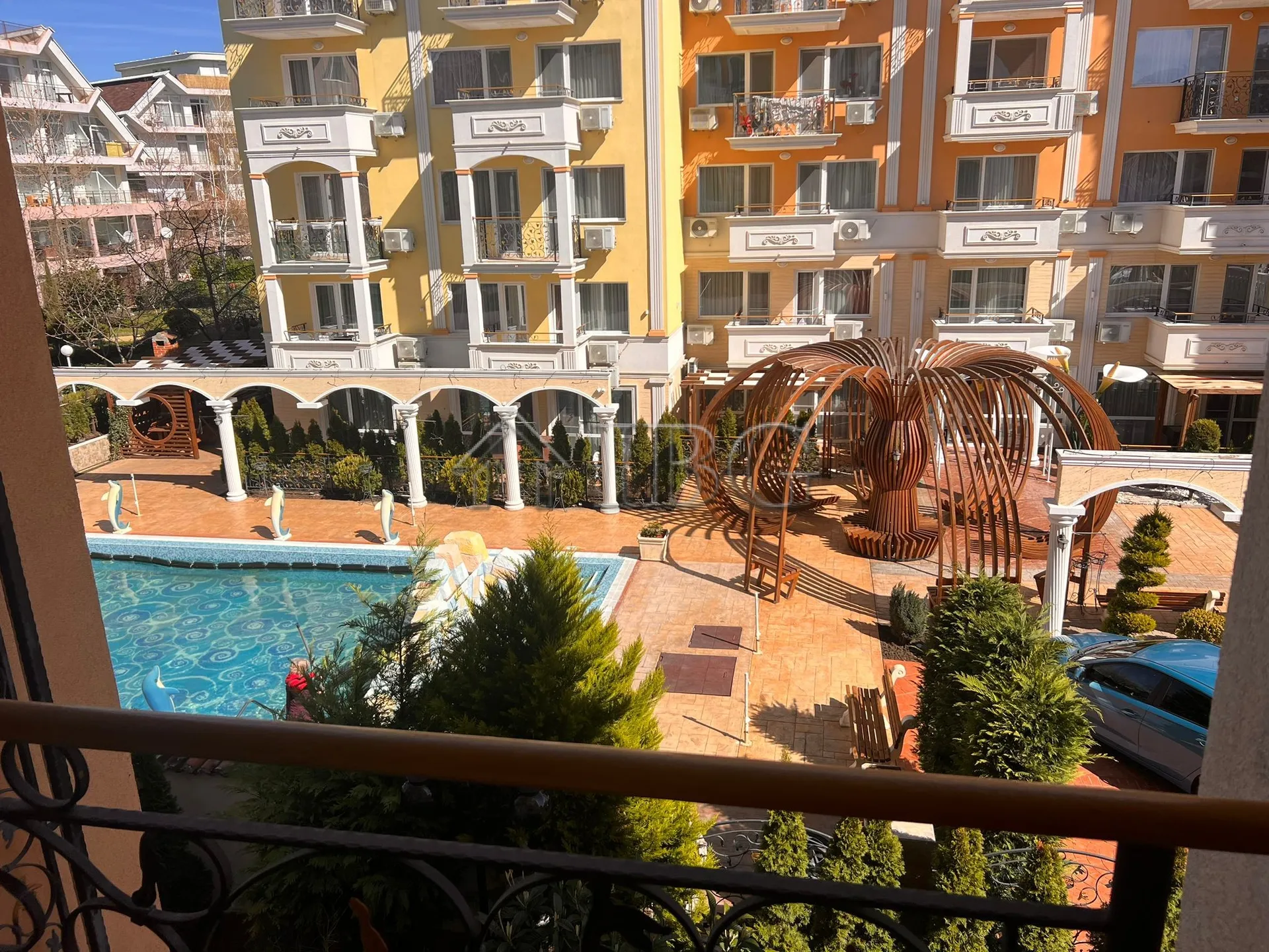 Luxuriöses Apartment mit 2 Schlafzimmern und 2 Bädern mit Poolblick in Sweet Homes 5, Sunny Beach