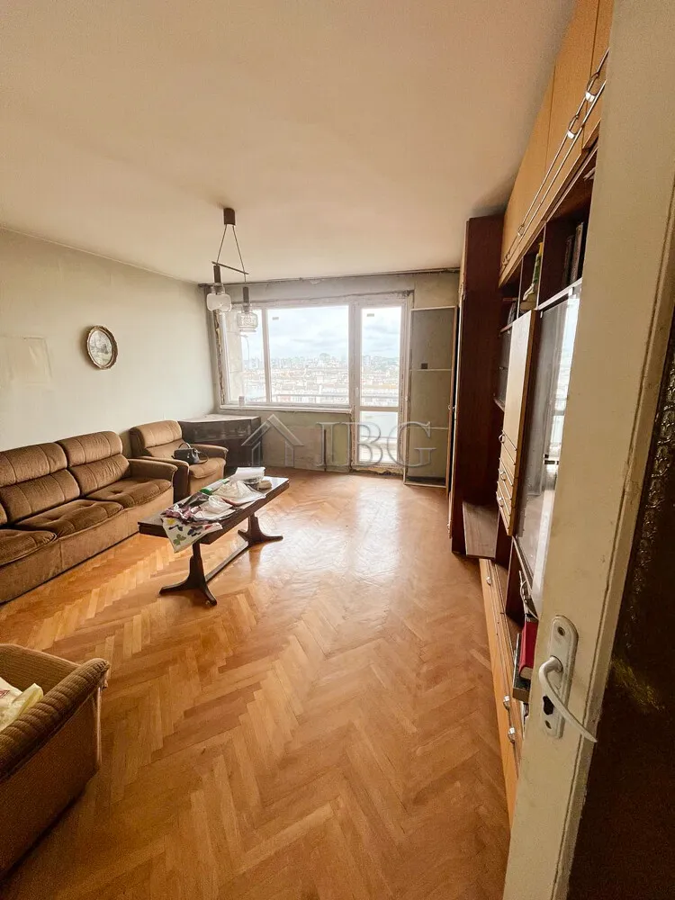 2-Bett-Panorama-Wohnung zum Verkauf in Zentrumsnähe in Ruse Stadt
