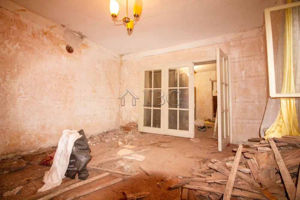 Maison avec 2 Chambres et un grand jardin agréable près de Ruse
