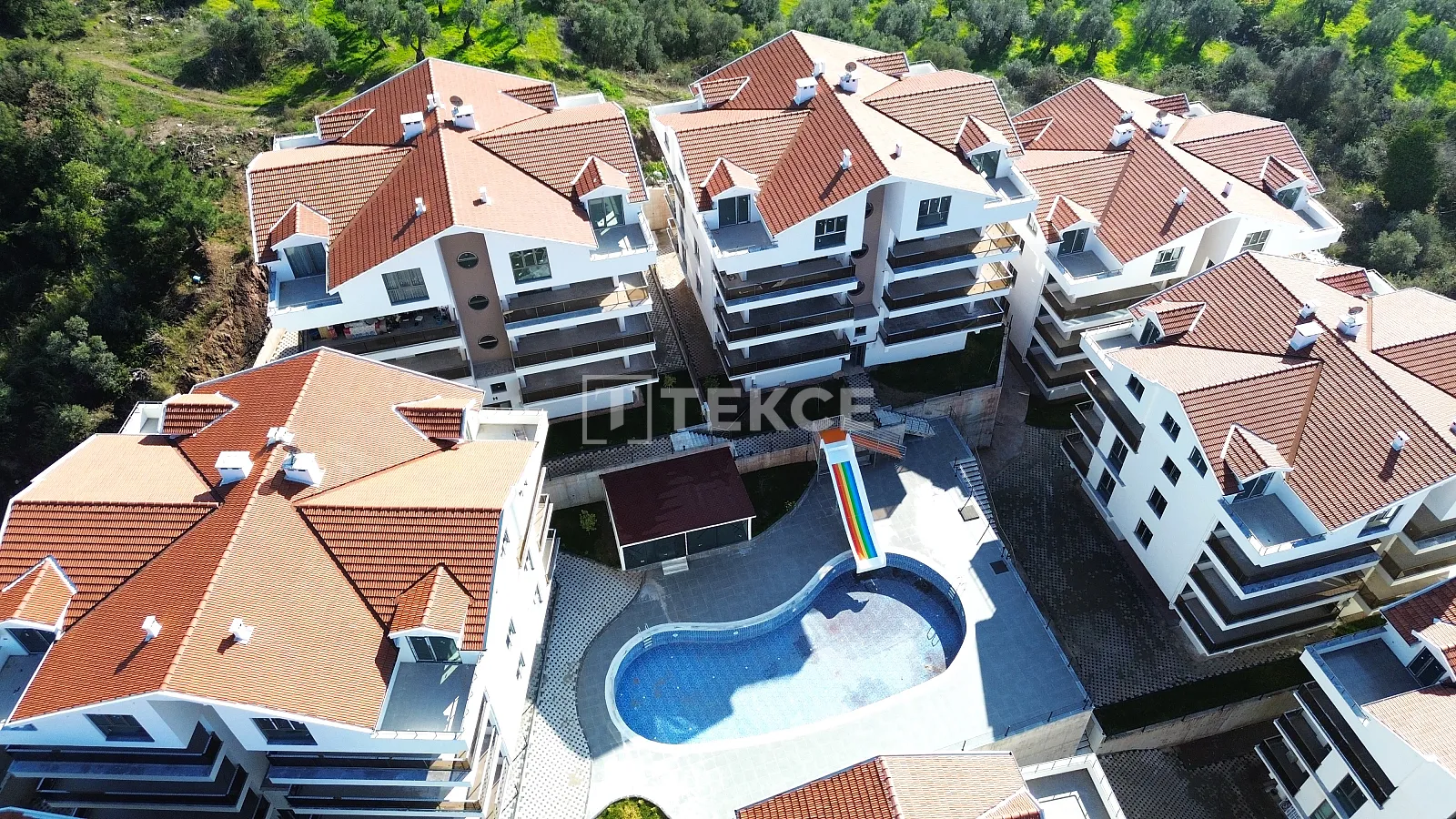 Appartements Élégants avec Vue sur Mer à Bursa Gemlik