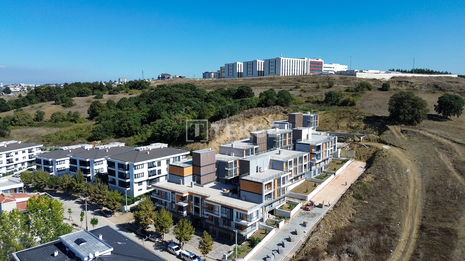 Apartamentos Espaciosos Listos para Habitar en un Sitio Seguro con Piscina