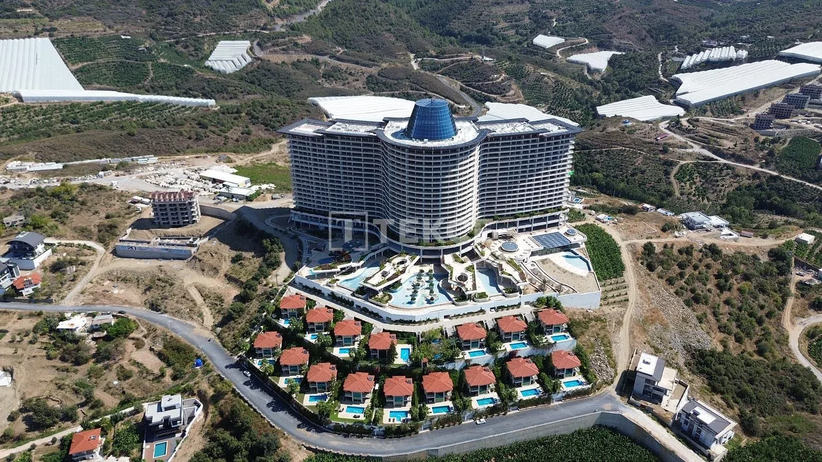 Appartamenti con Parco Acquatico in un Complesso Concept Hotel ad Alanya