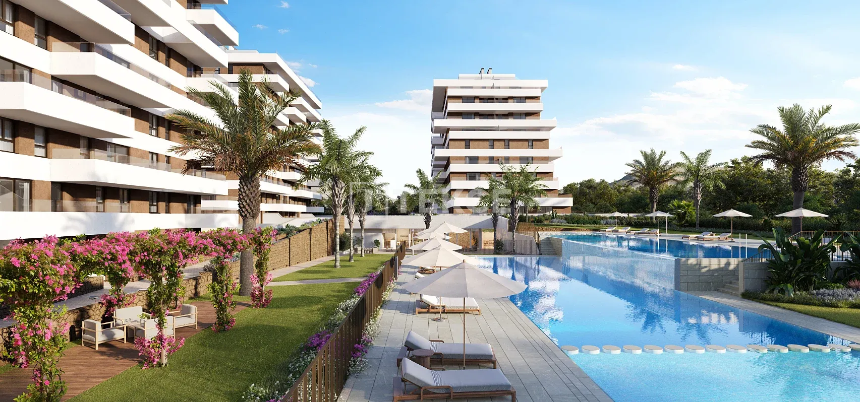 Villajoyosa'da Plajın Birkaç Metre Ötesinde Lüks Daireler
