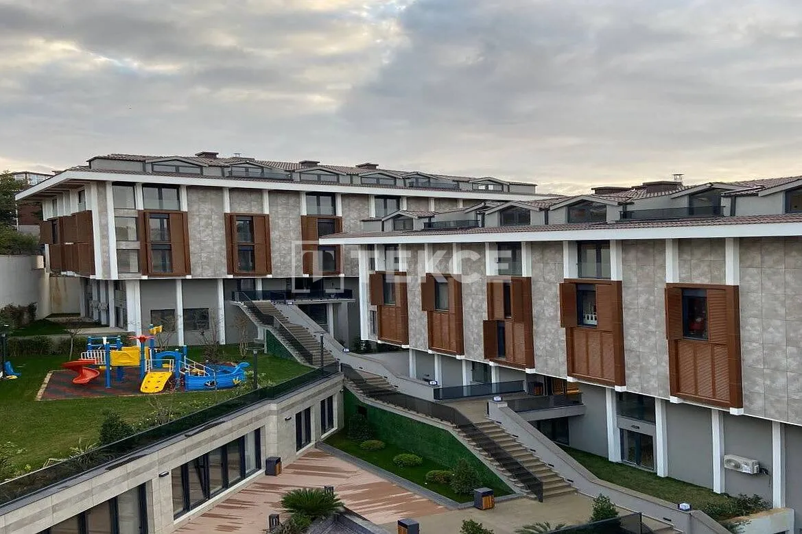Appartements dans un complexe à architecture horizontale à İstanbul