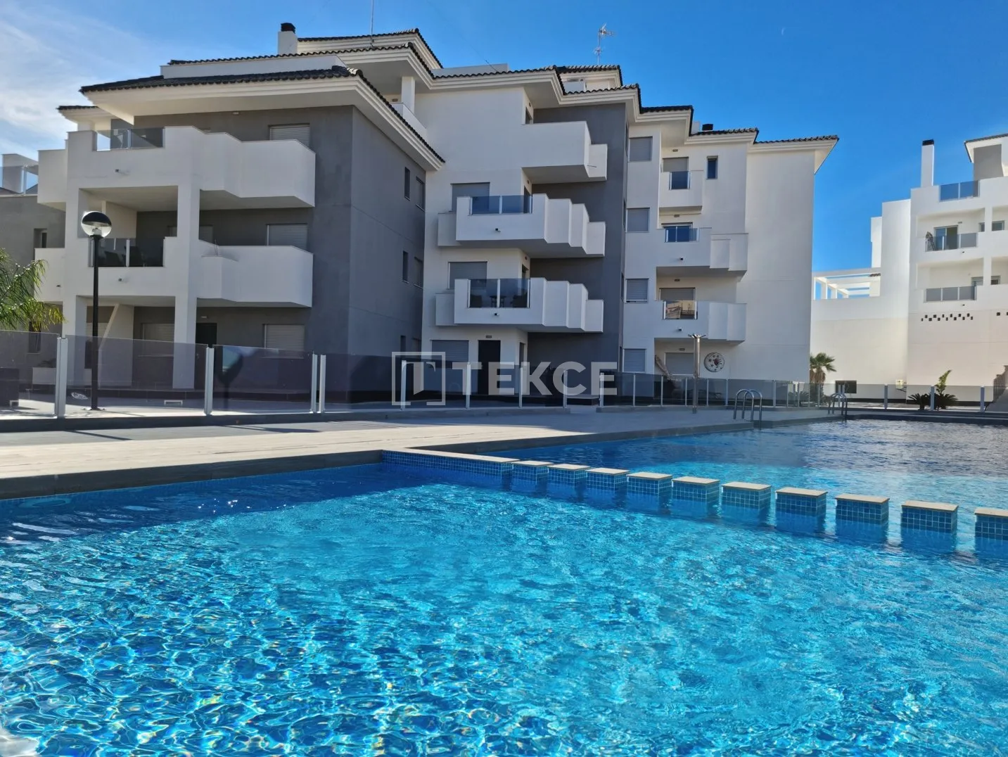 Villamartin Alicante'de Golf Sahiline Yakın Şık Daireler