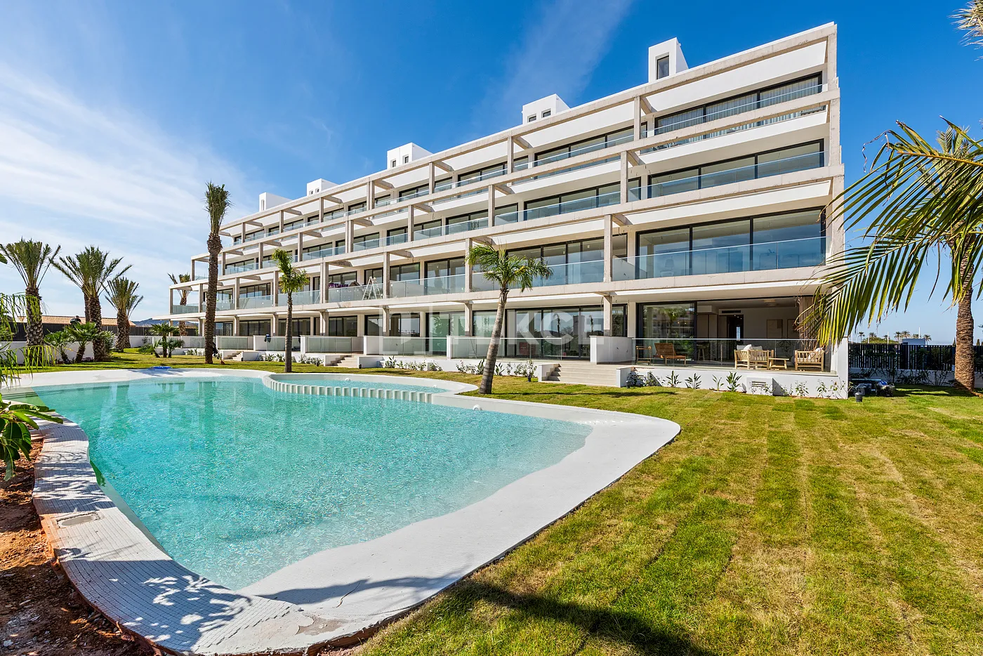 Mar de Cristal'de Plaja Yakın Şık Daireler