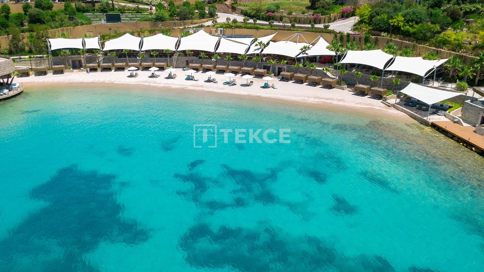 Adabükü Bodrum'da Otel Konseptli Projede Deniz Cepheli Daireler