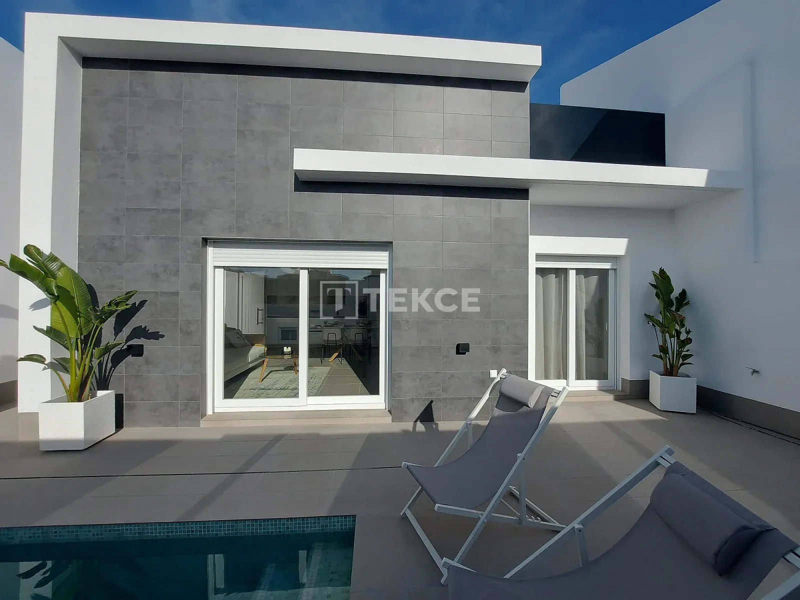 Moderne Bungalows mit privaten Pools und Parkplätzen in Roldán Murcia
