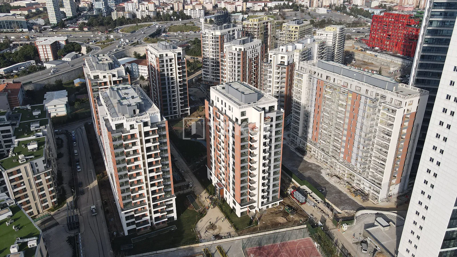 Apartamentos Cerca de la Autopista D-100 y Metro en Estambul Kartal