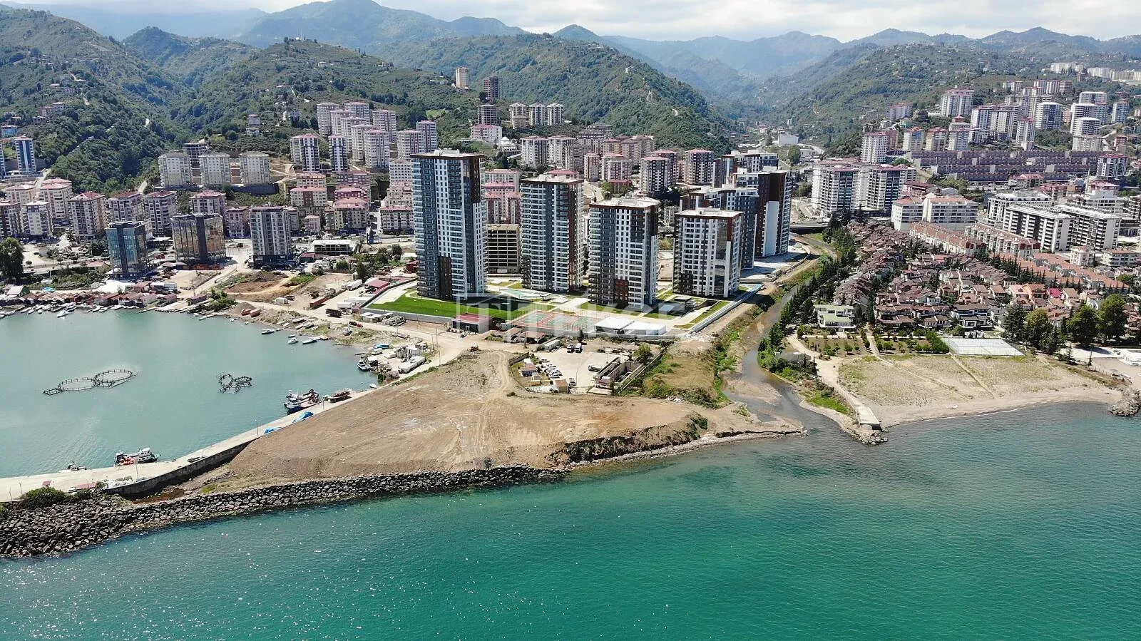 Wohnungen in einem Gebiet mit steigendem Investitionswert in Trabzon Yomra