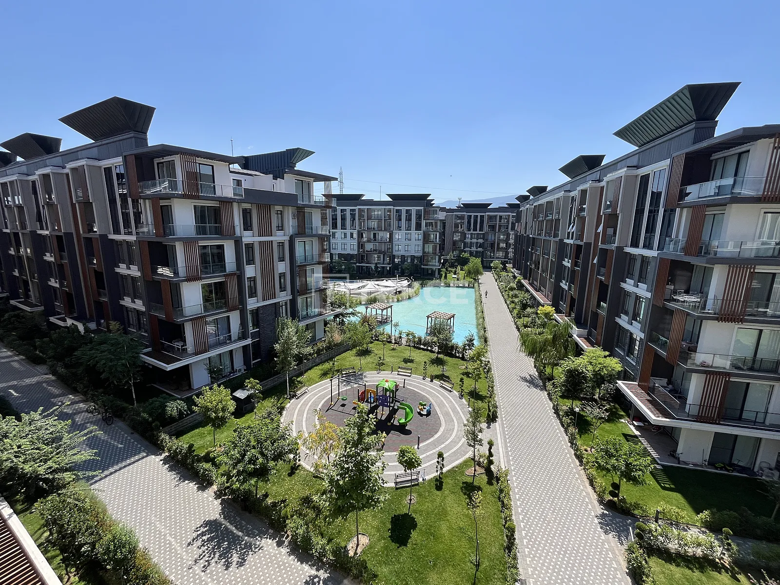 Apartamentos para Inversión en Kartepe con Vistas al Bosque