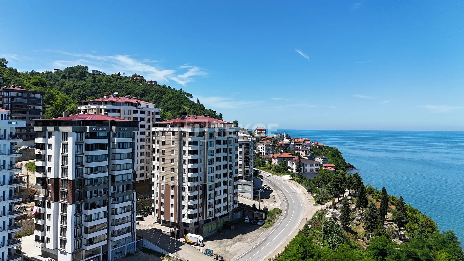 Appartamenti Pronti da Trasferire sulla Strada Statale D-5 a Trabzon