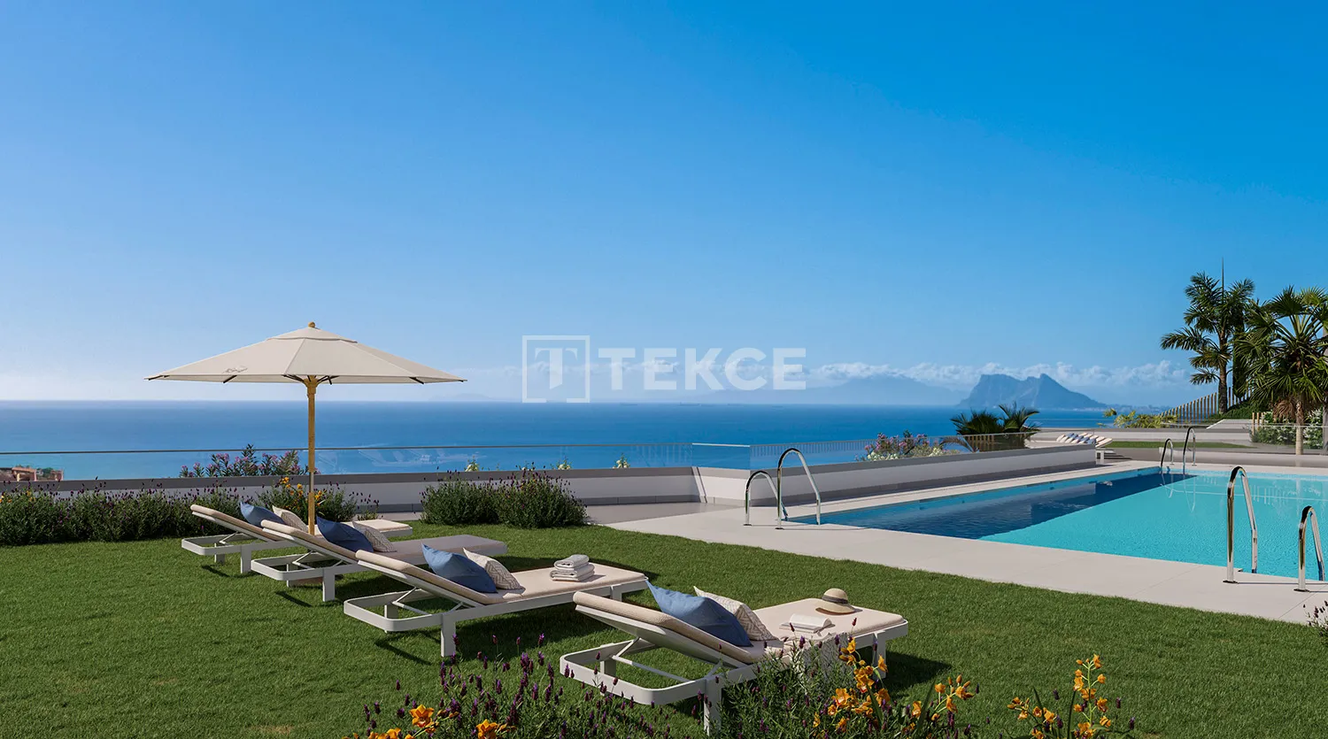 Ville a schiera con vista panoramica sul mare a Manilva, Málaga