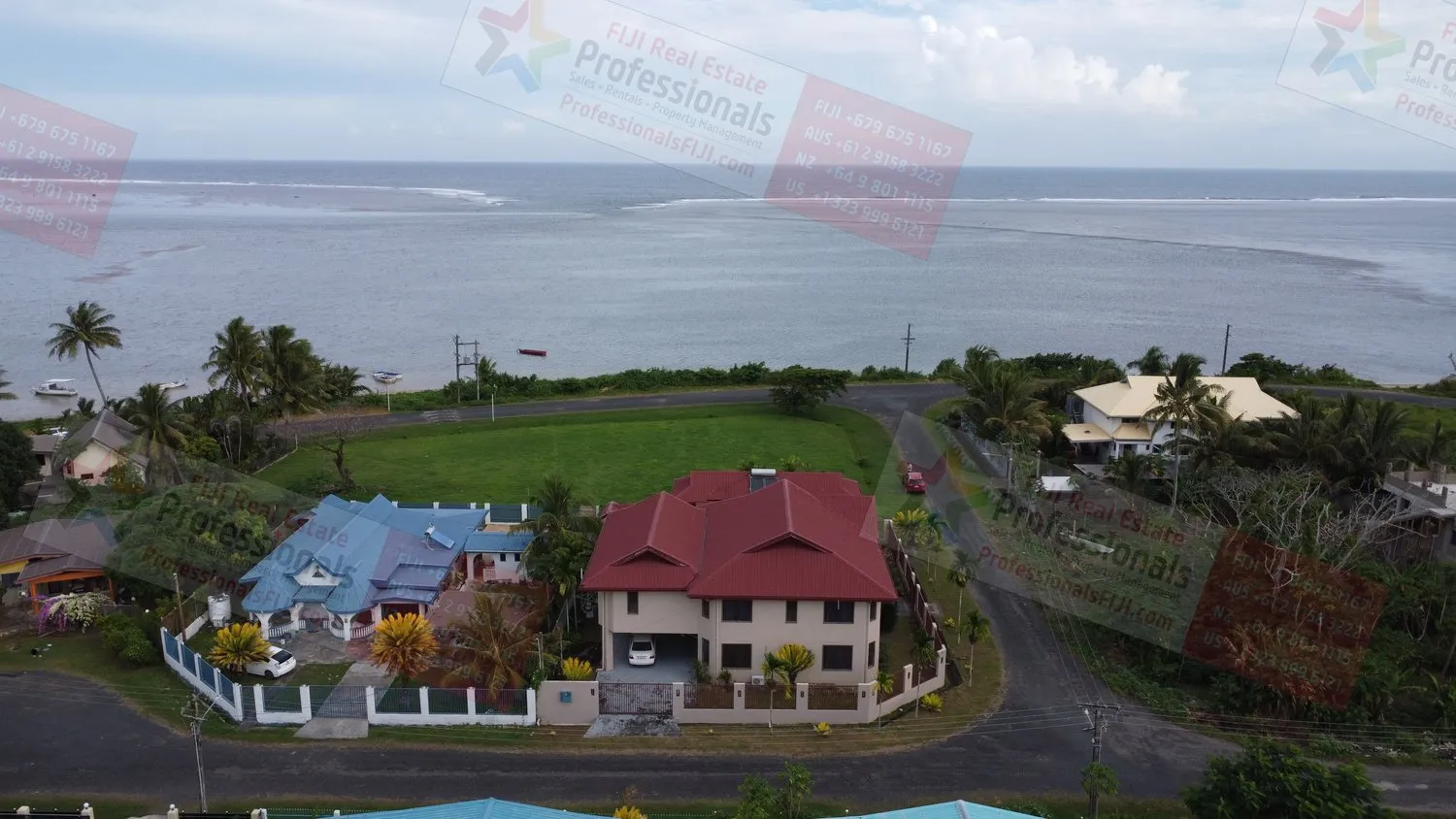 INCROYABLE PROPRIÉTÉ LOCATIVE À REVENUS À FIDJI ! -- À QUELQUES PAS DE LA PLAGE depuis cette immense villa à OLOSARA (SIGATOKA)