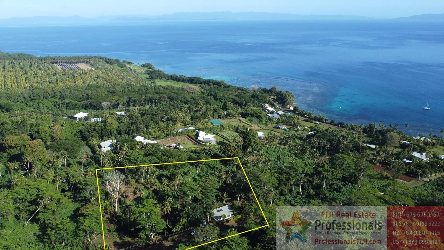 Terreno com Vista para o Oceano Perto da Praia – OPORTUNIDADE ENORME com 3,4 Acres de terra em regime de plena propriedade e uma casa bem construída de 1 quarto/1 banheiro em Matei! 🌊