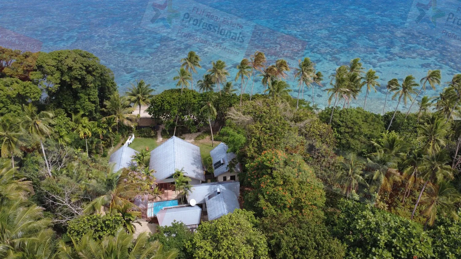 SEHR SELTENE 4-Schlafzimmer-Strandvilla mit Pool in Naibale an FIJIS BERÜHMTER KORALLENKÜSTE