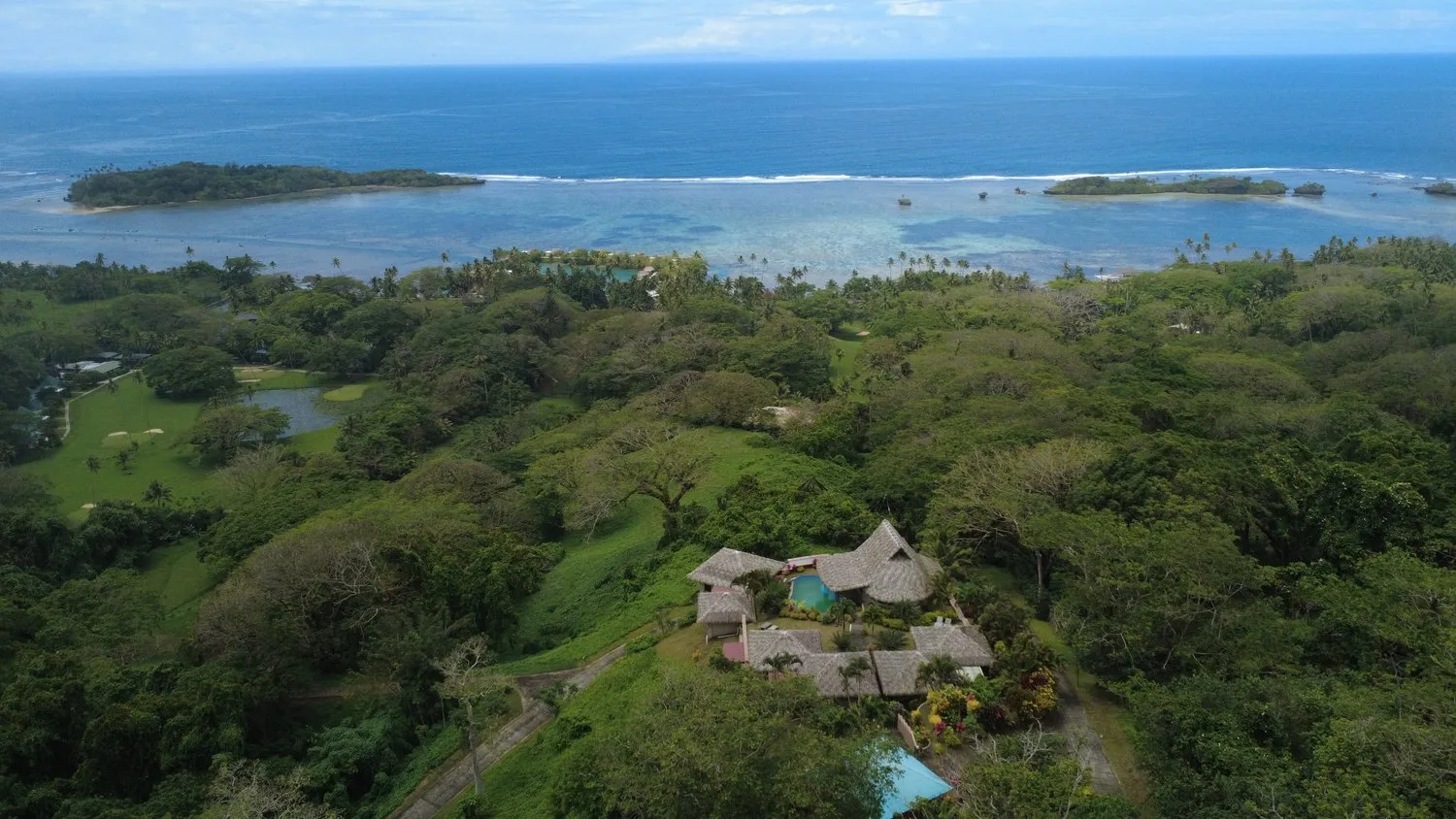 CASA VACANZE DI LUSSO, RITIRO AZIENDALE CONDIVISO o VILLE A REDDITO DA AFFITTO A SAVUSAVU