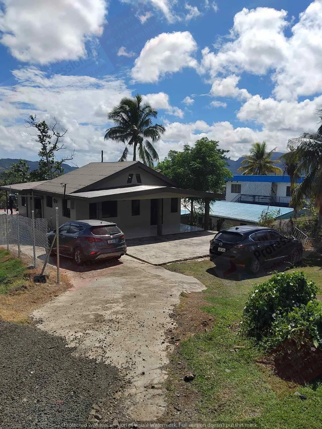 Confortevole Casa Completamente Arredata con Vista sulla Città vicino a LABASA TOWN nelle Fiji!
