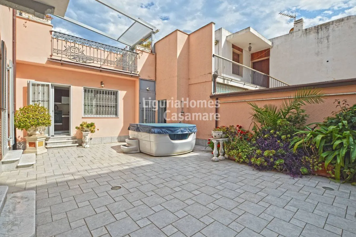 Multifamily villa for sale in Bordighera.