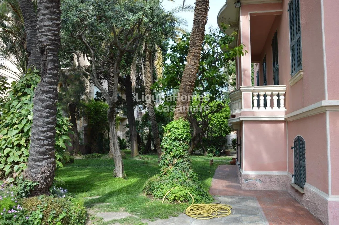 Central Period family Villa for sale in Bordighera.