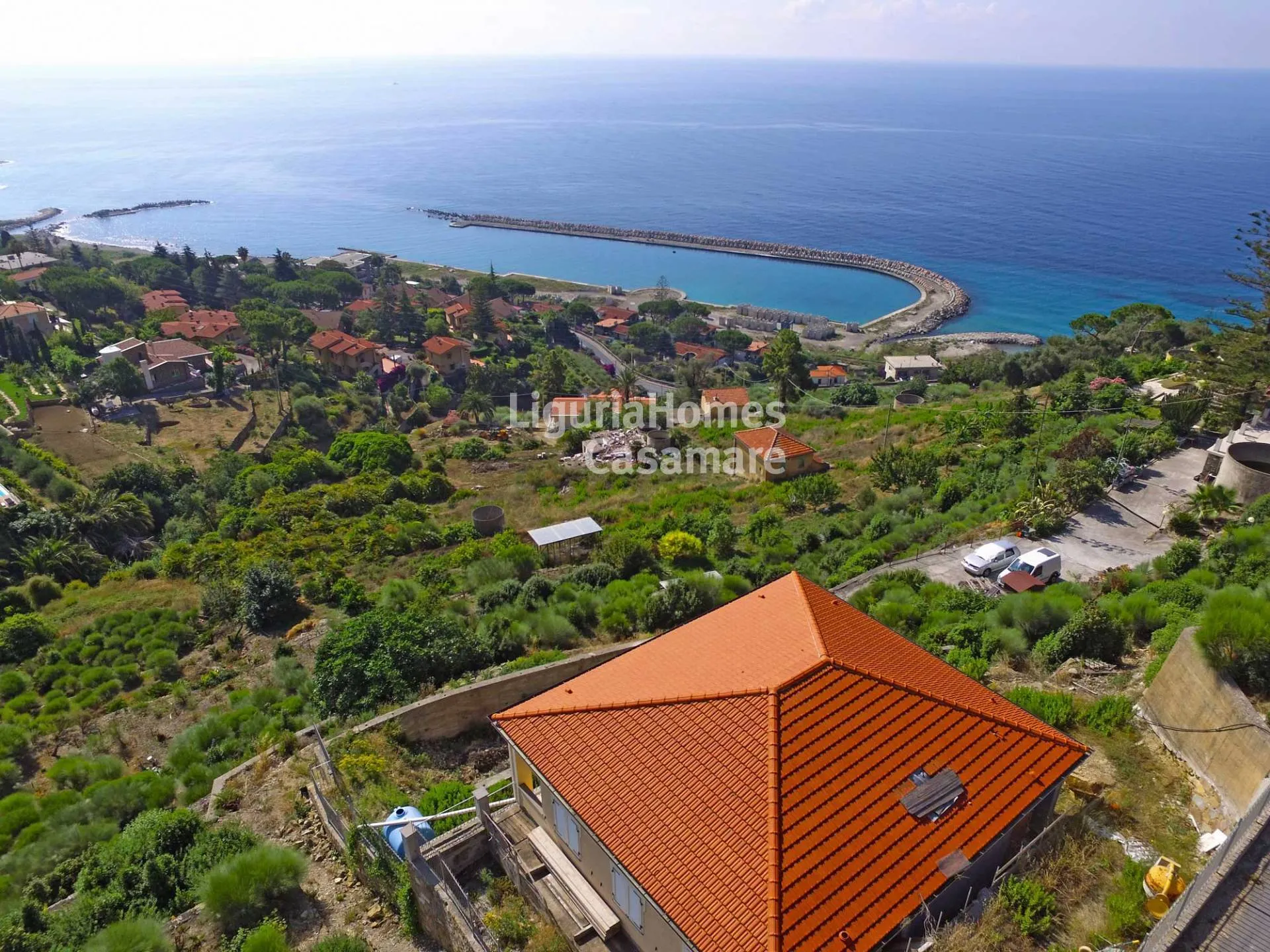 Villa en phase de construction avec vue panoramique sur la mer à vendre à Ospedaletti.