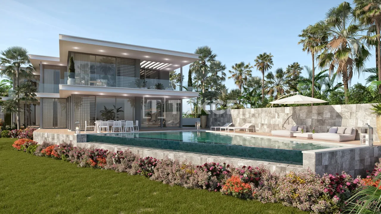 Luxusvillen mit Infinity-Pools und großzügigen Flächen in Marbella