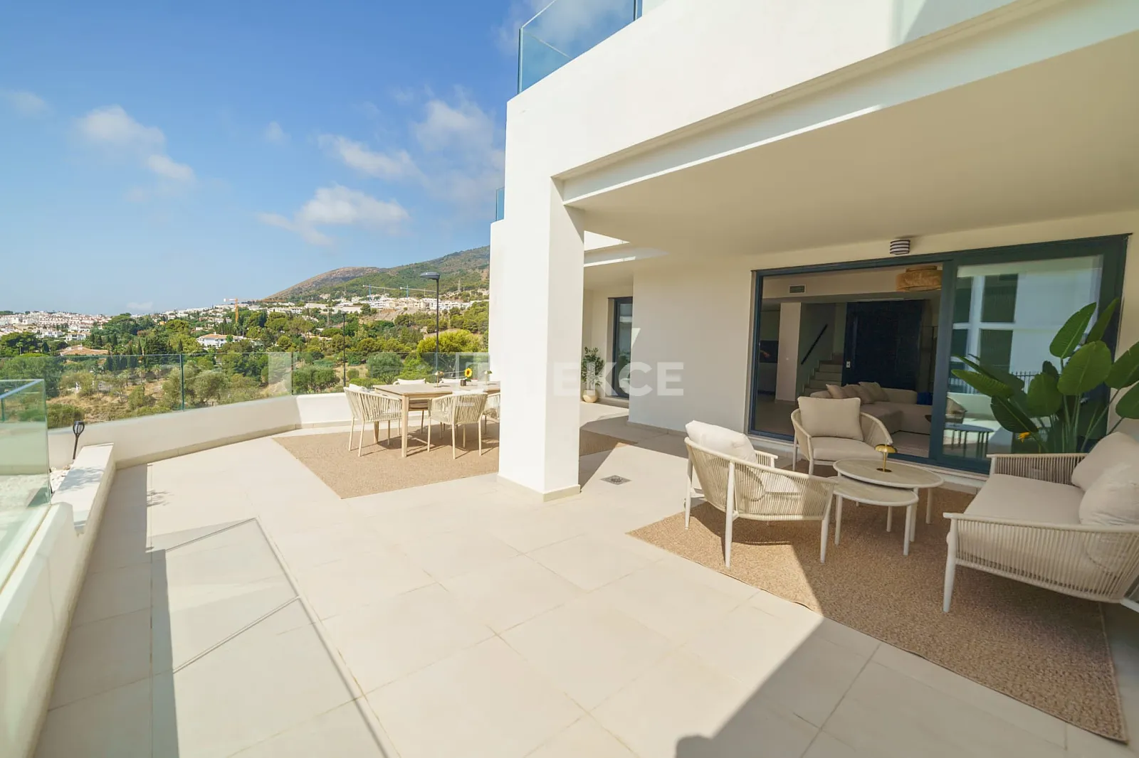 Stylish Townhouse in a Prestigious Complex in Benalmadena