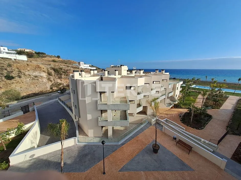 Apartamentos Idealmente Localizados em Vélez-Málaga com Piscinas