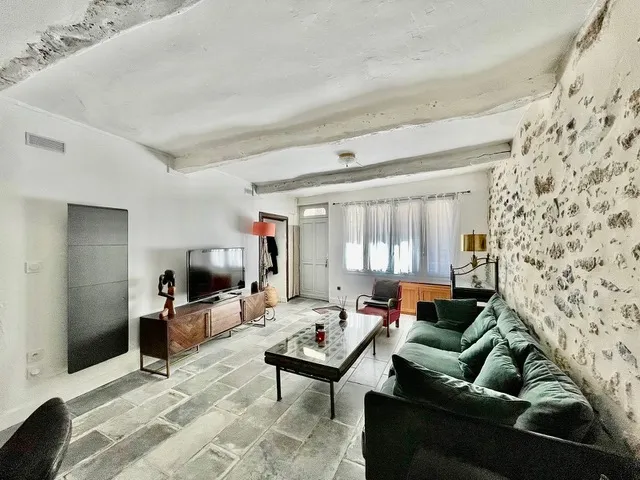 2-Schlafzimmer-Haus in Pezenas