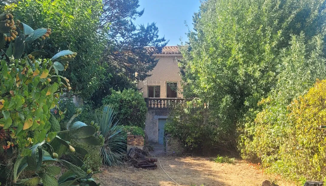 4 Bedroom House in Vailhan