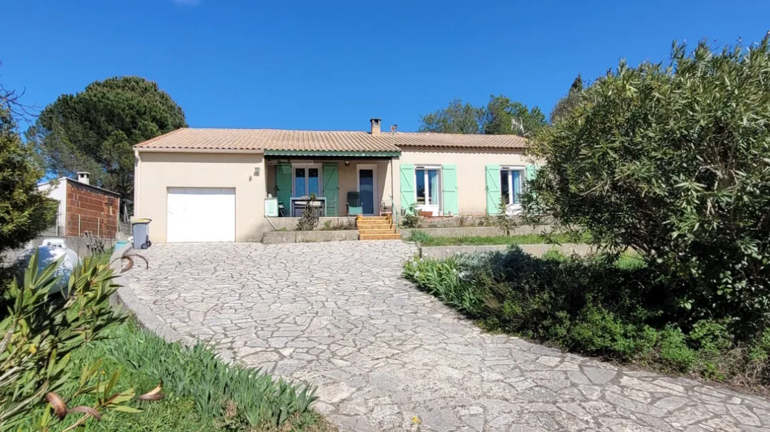 Maison de trois chambres à Saint Genies de Fontedit