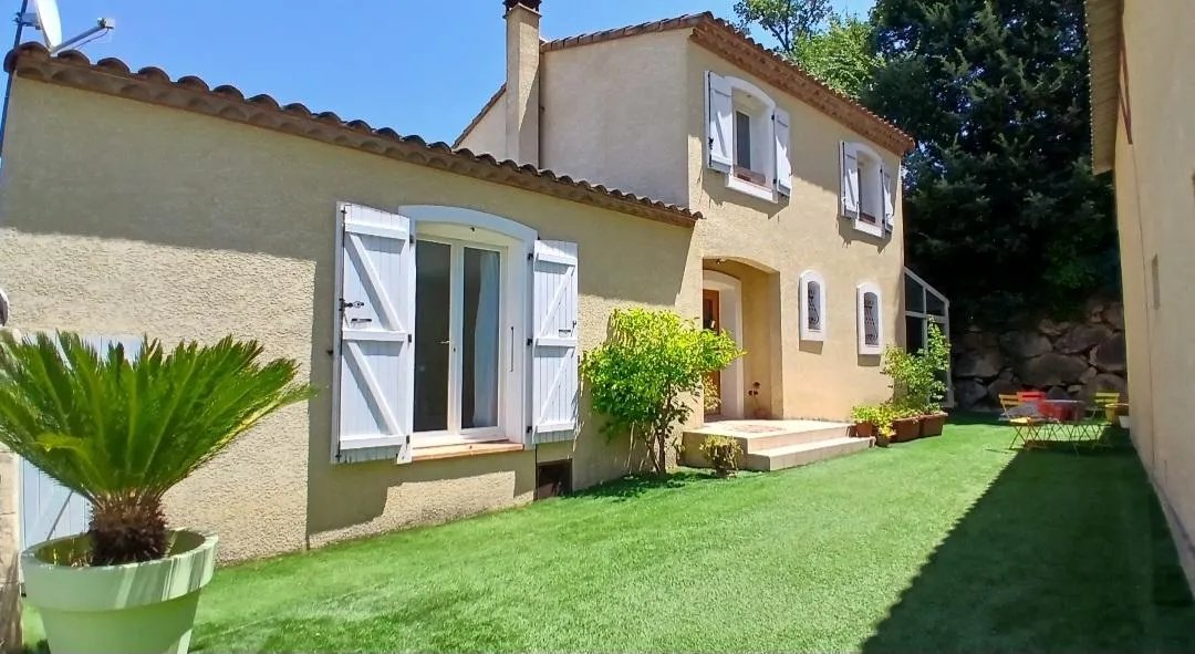Casa de 4 Quartos em Cazouls-lès-Béziers