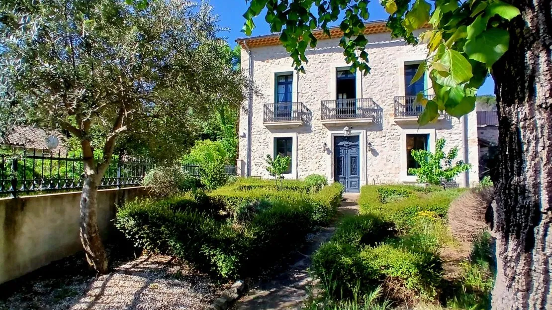 Casa de 5 Quartos em Lamalou Les Bains