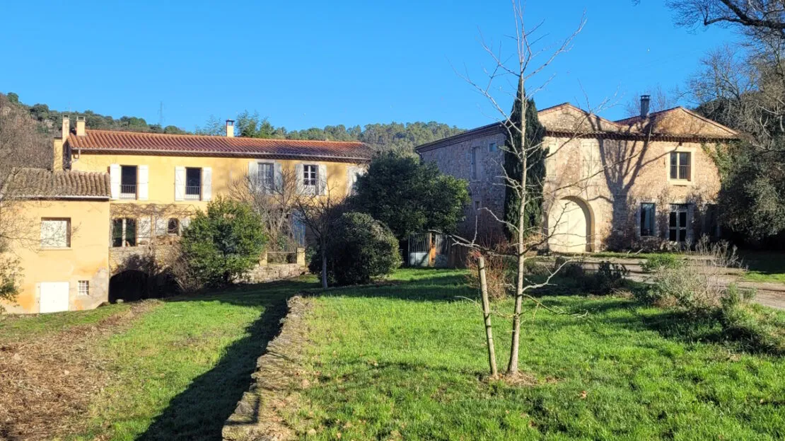 Otro de 11 dormitorios en Beziers