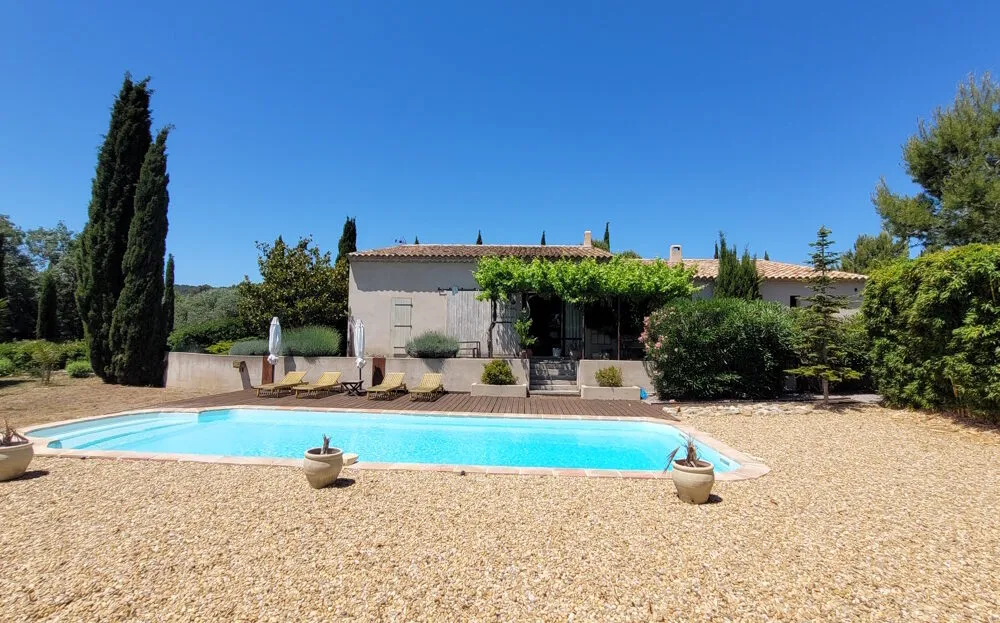 Casa de 8 Dormitorios en Bize Minervois
