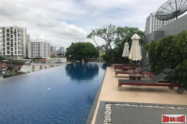 Siri On 8 - Conveniente Condomínio de Dois Quartos para Alugar Localizado Perto do BTS Nana na Sukhumvit 8