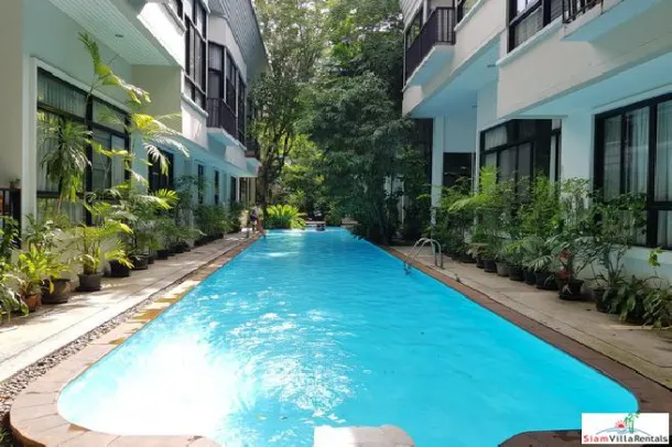 Sukhumvit bölgesi, Bangkok'ta BTS Thong Lor'a yakın Huzurlu ve Güzel Dört Yatak Odası. Evcil Hayvan Dostu.