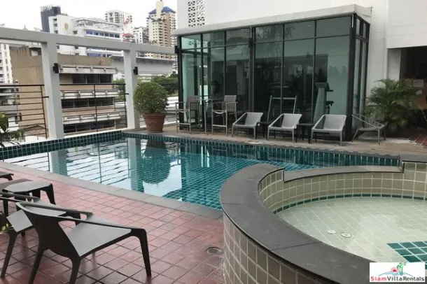 Lily House - Großes Apartment mit einem Schlafzimmer und Extras in Asoke