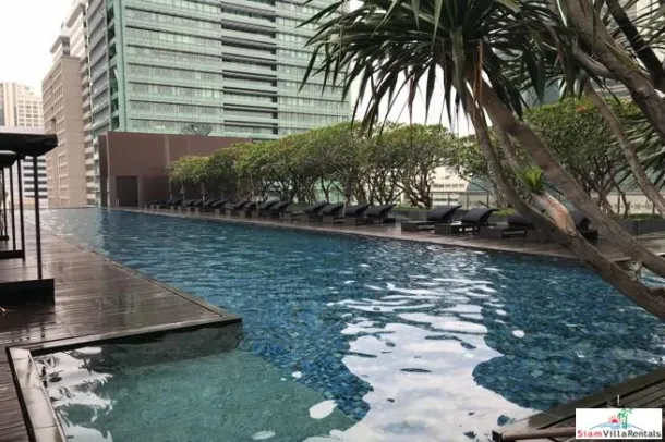 The Met Sathorn - Möblierte Moderne Zweizimmerwohnung in Gehweite zur BTS Chong Nonsi
