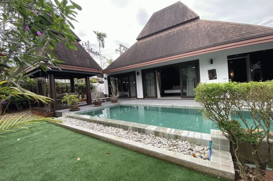 Tropical One Bedroom + Small Bedroom / Office Villa with Private Pool in Cherng Talay