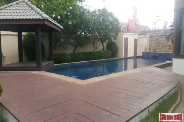 Belle maison de 4 chambres à louer dans un quartier calme - East Pattaya