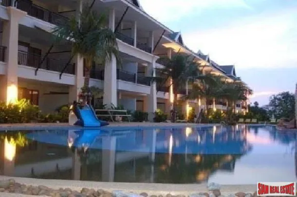 Grand beau duplex 3 chambres à louer près de la plage - Na jomtien