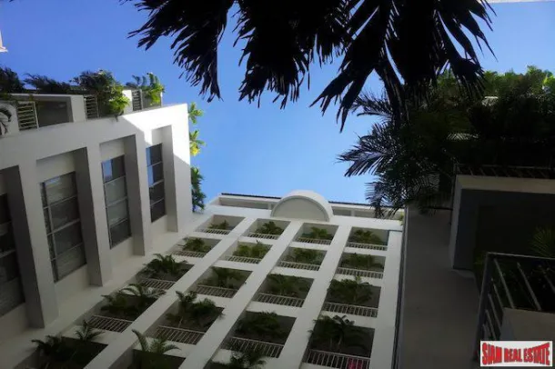 Appartement Ariel - Appartement Spacieux et Spécial de Trois Chambres à Louer dans un Immeuble Sathorn à Faible Densité - Animaux Admis