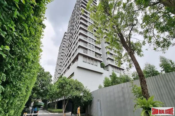 Noble Ora - Ampia unità d'angolo con due camere da letto in affitto in una buona posizione a Thonglor