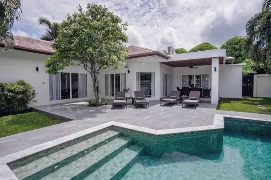 Tamarind Villa Phuket - Pool suite 3 bedroom Villa