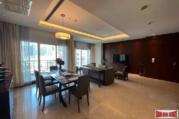 Royal Residence Park - Incrível Apartamento de 3 Quartos para Alugar em Phloen Chit