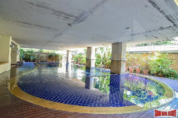 Pabhada Silom - Condo moderne de luxe de 2 chambres en unité d'angle à louer à Silom
