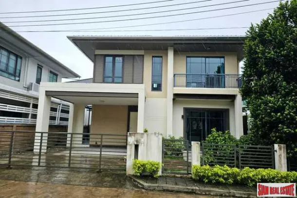 Burasiri - Grande Casa con Tre Camere da Letto e Ottimi Servizi in Affitto a Koh Kaew