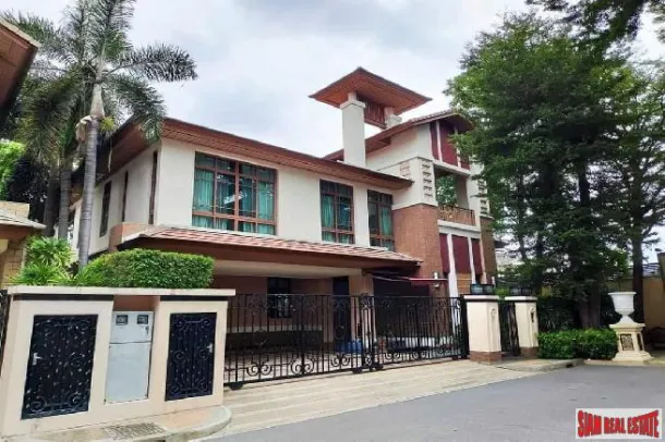 Baan Sansiri Sukhumvit 67 - Maison Ultra-Luxe de 4 Chambres à Louer dans le Quartier de Phra Khanong à Bangkok